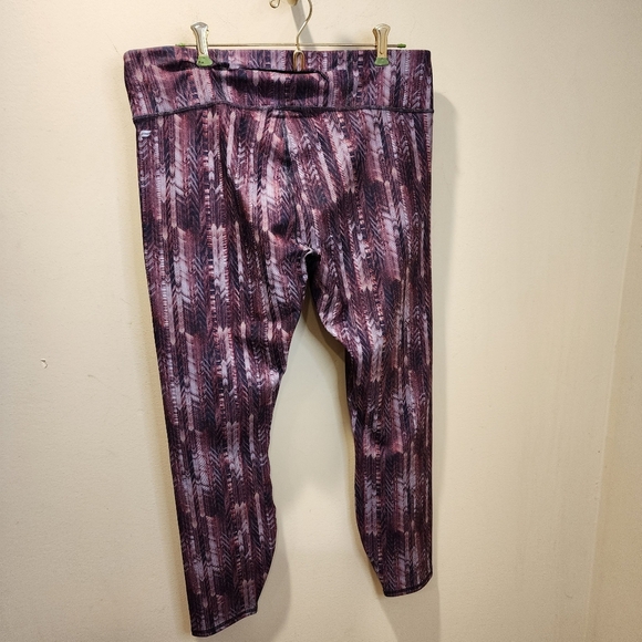 Fabletics Midrise Power Hold Zip Pocket Pattern capri leggings  XL - Picture 13 of 14